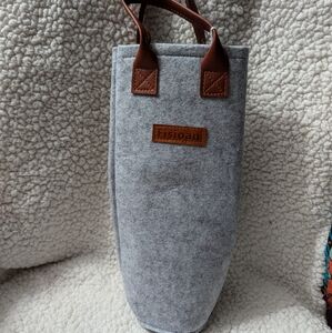Gray felt wine bottle bag